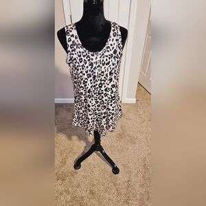 Women's leopard print top